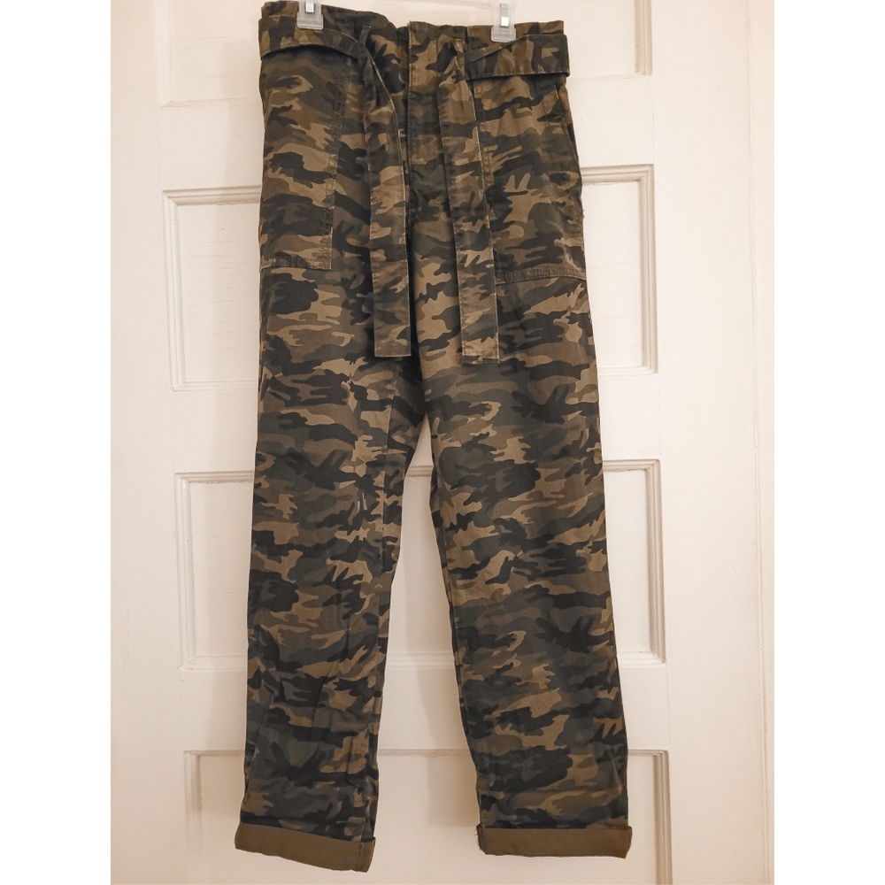 Women's camo pants
